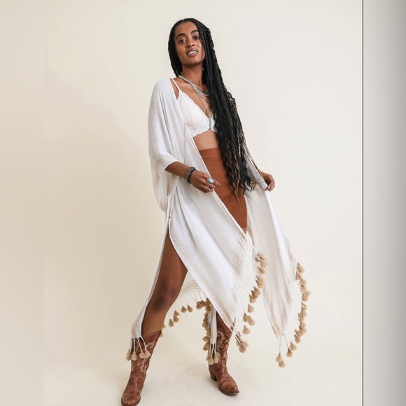 Boho Longline Tassel Kimono - Picture 5 of 10